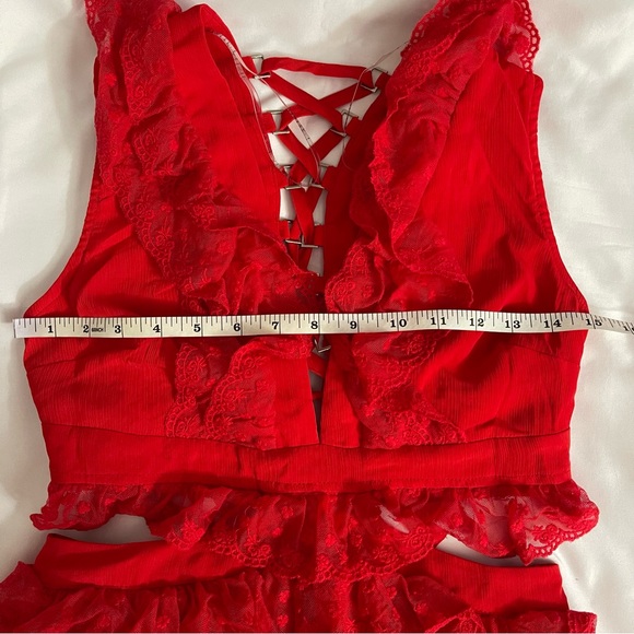 Red V-neckline lace ruffle crisscross back cutout dress - Picture 9 of 13